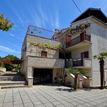 רוביני Galant Apartments מראה חיצוני תמונה