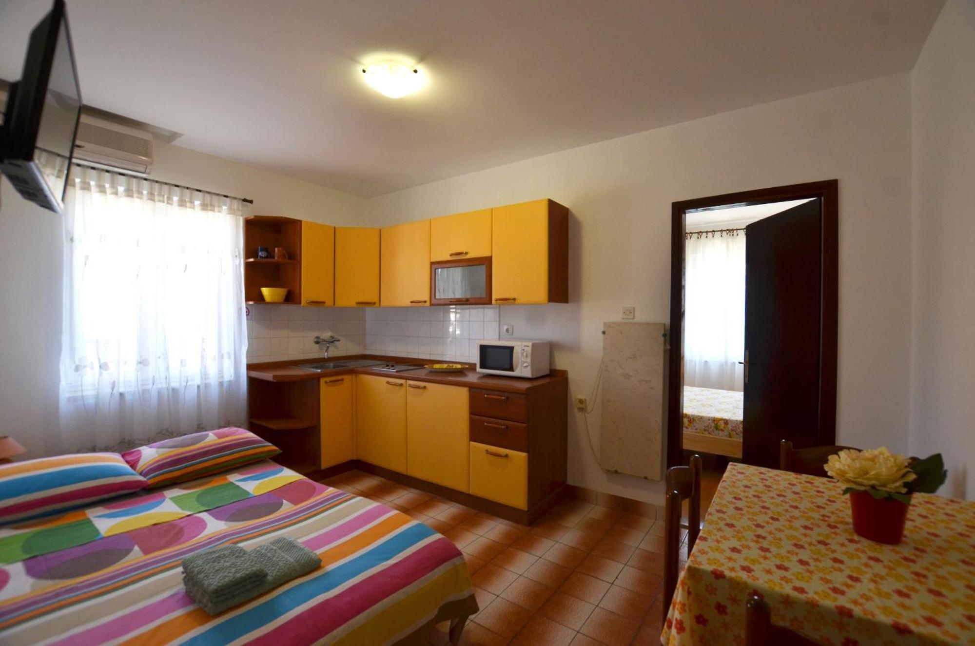 רוביני Galant Apartments חדר תמונה