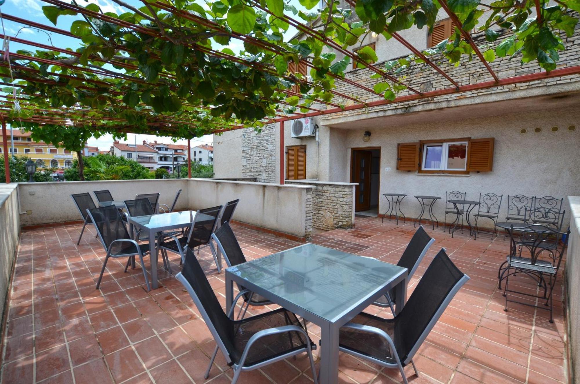 רוביני Galant Apartments מראה חיצוני תמונה