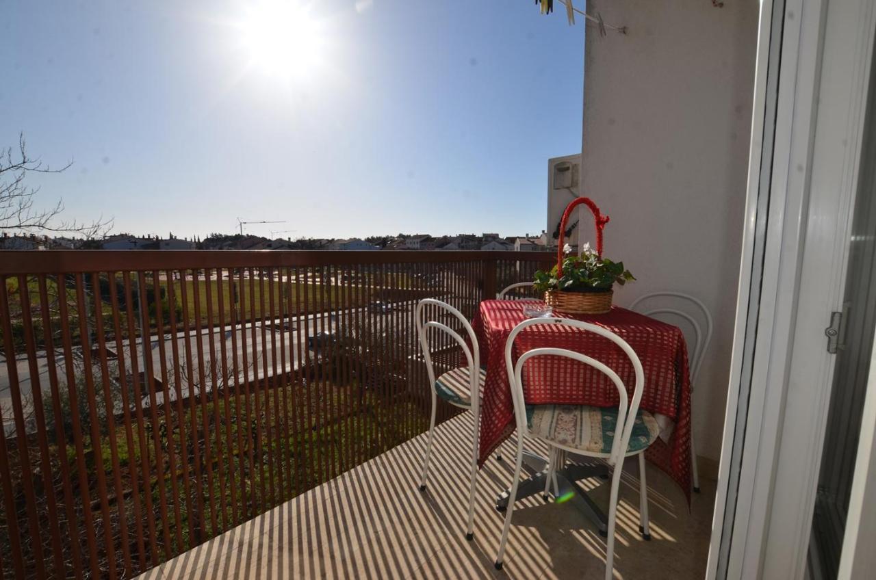 רוביני Galant Apartments מראה חיצוני תמונה
